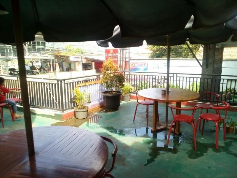 Zameena Guest House Cimahi Zewnętrze zdjęcie